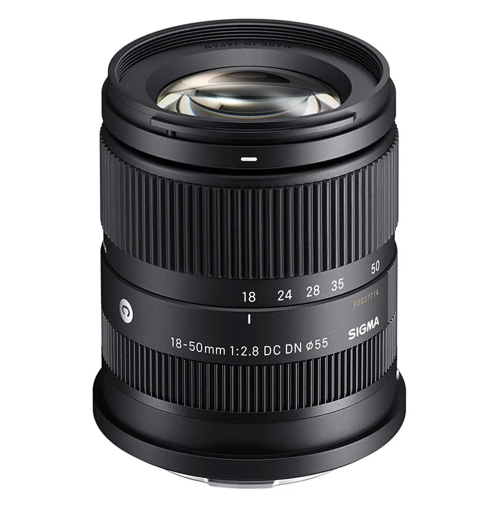 Sigma 18-50mm f/2.8 DC DN Contemporary Lens (Canon RF)