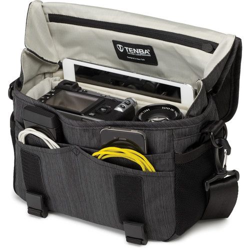 Tenba DNA 8 Messenger Bag (Graphite) Omuz Çantası